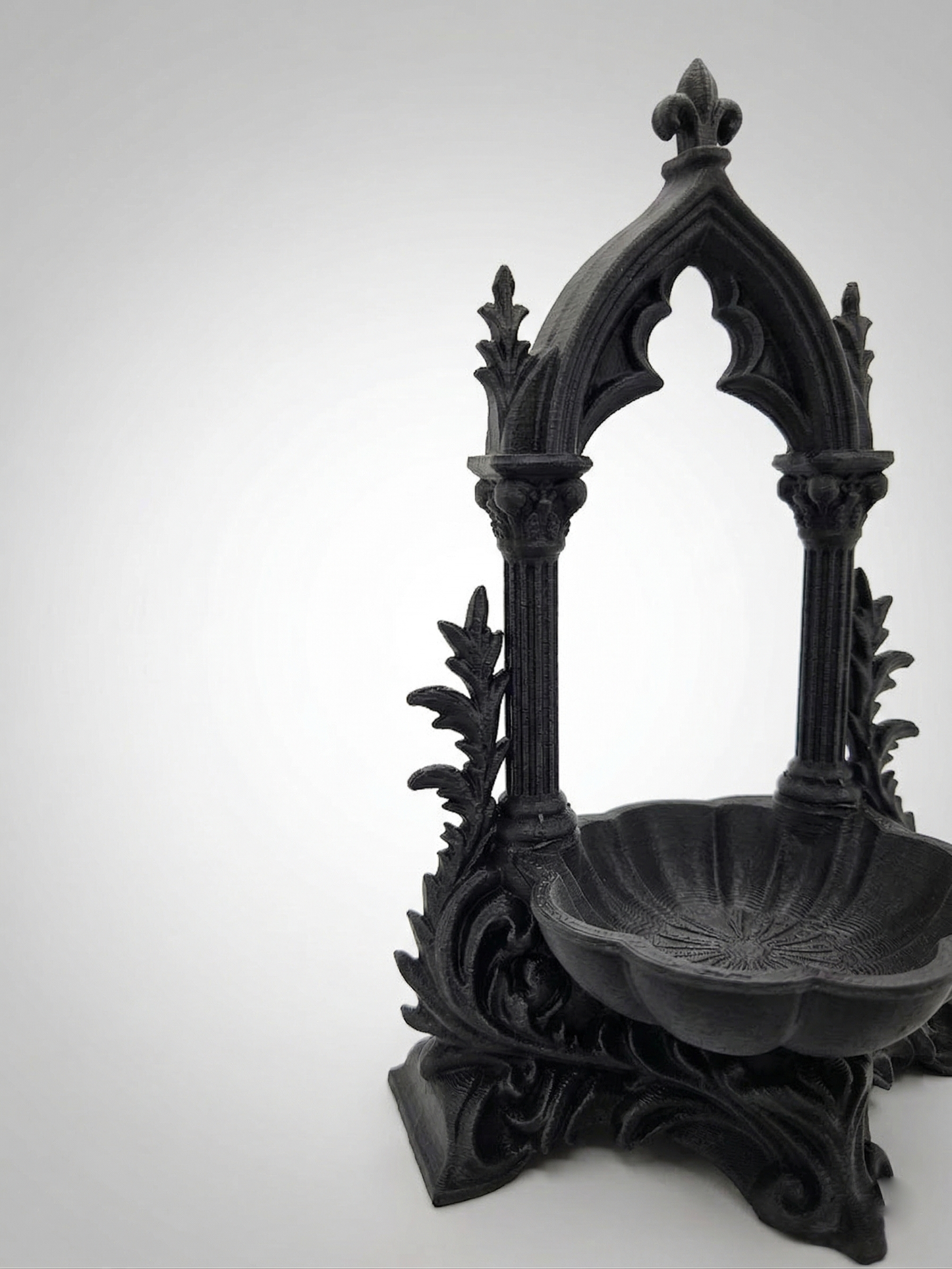 Gothic Fleur de Lis Ring Dish 3D Printed | Acanthus Arch Jewelry Tray | Dark Academia Decor | Gothic Gift