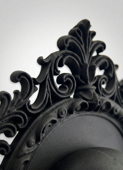 Raven Skull Wall Decor - 3D Printed Crow Skull in Baroque Frame - Gothic Taxidermy Art - Dark Academia Decor - Black PLA Wall Hanging
