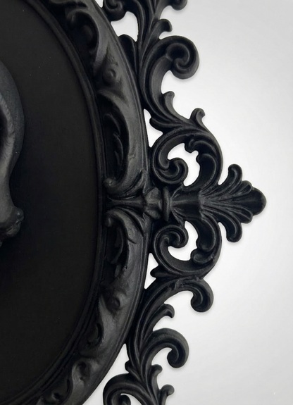 Raven Skull Wall Decor - 3D Printed Crow Skull in Baroque Frame - Gothic Taxidermy Art - Dark Academia Decor - Black PLA Wall Hanging